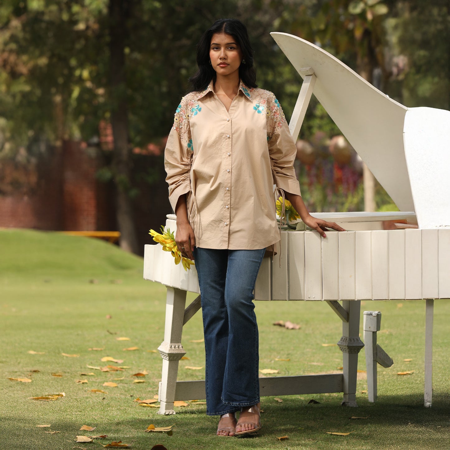 Shoulder Blossom Tie Cotton Shirt