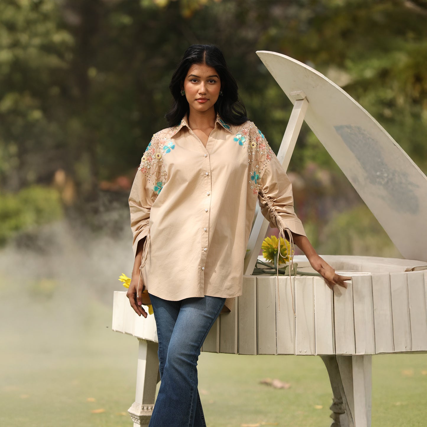 Shoulder Blossom Tie Cotton Shirt