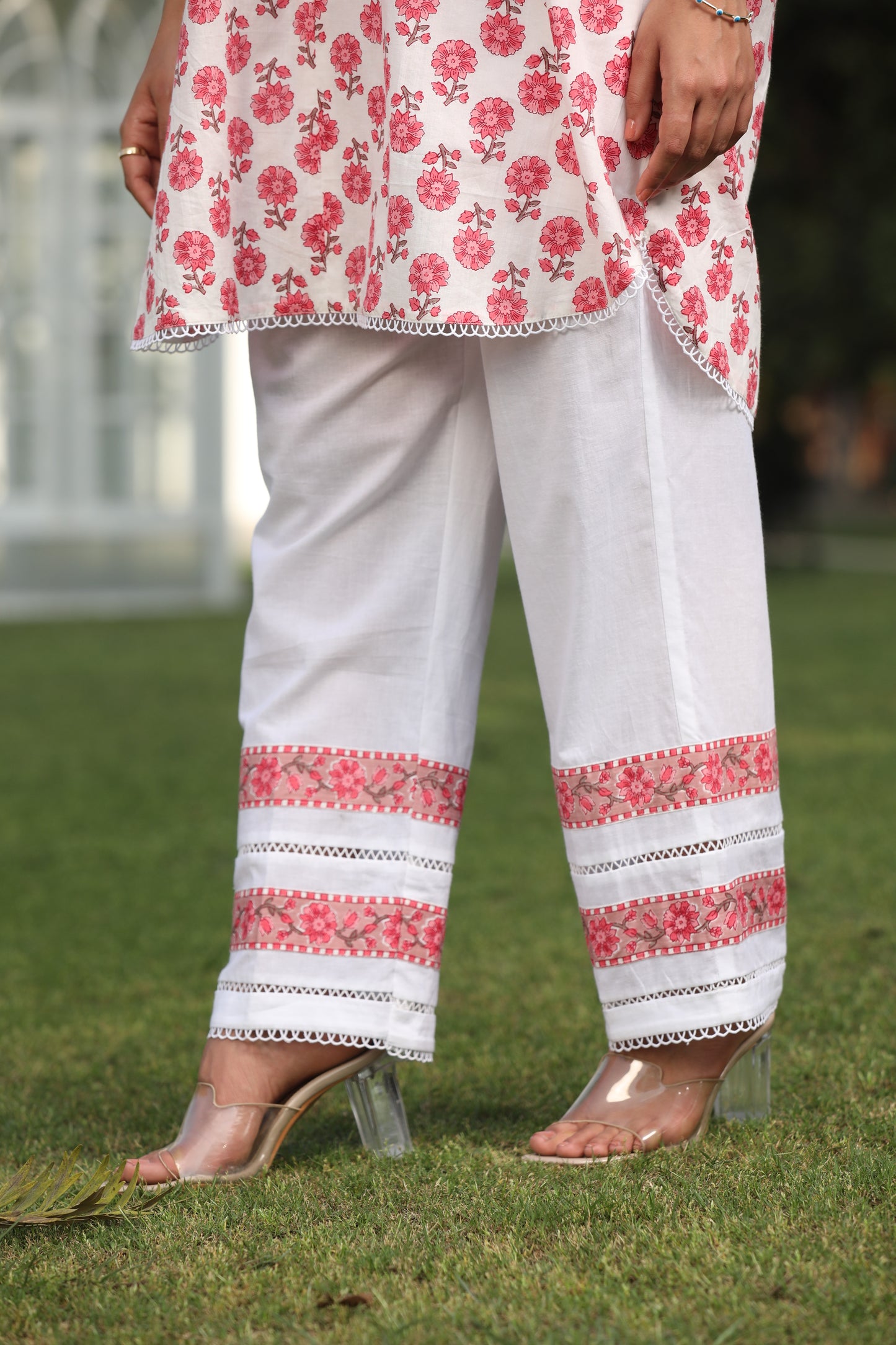 Chambric Cotton Delight - V-Neck Floral Kurta with White Pants