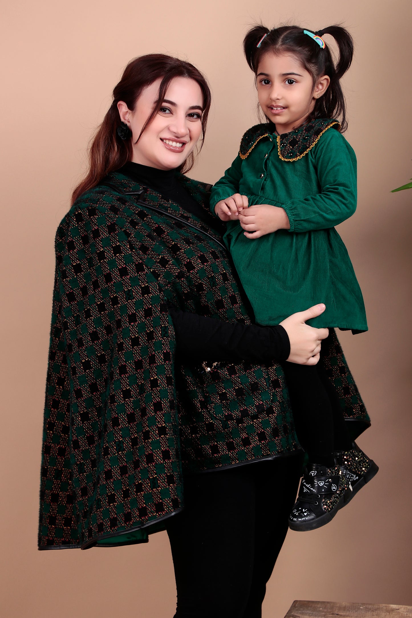 Houndstooth Wool Cape