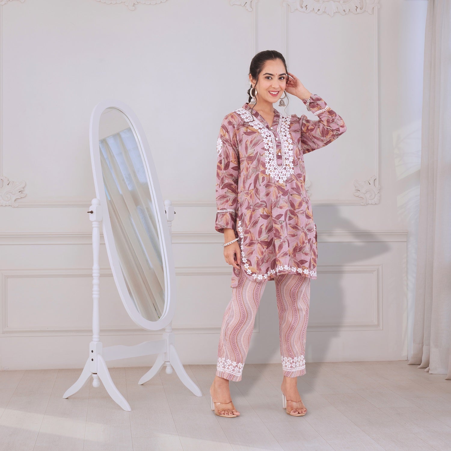 Mauve Bloom Chikankari Kurta Set