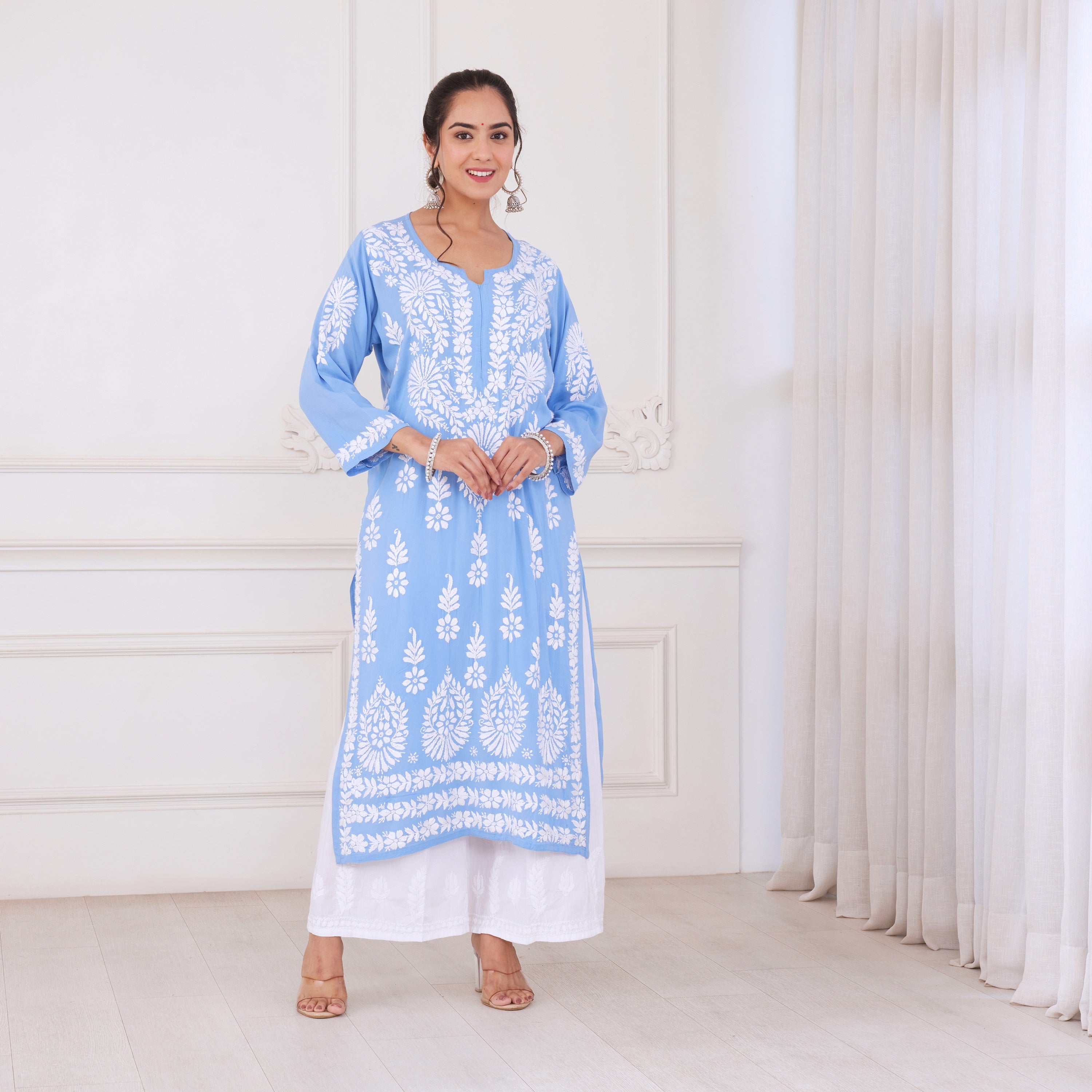 Oceanic Chikankari Kurta