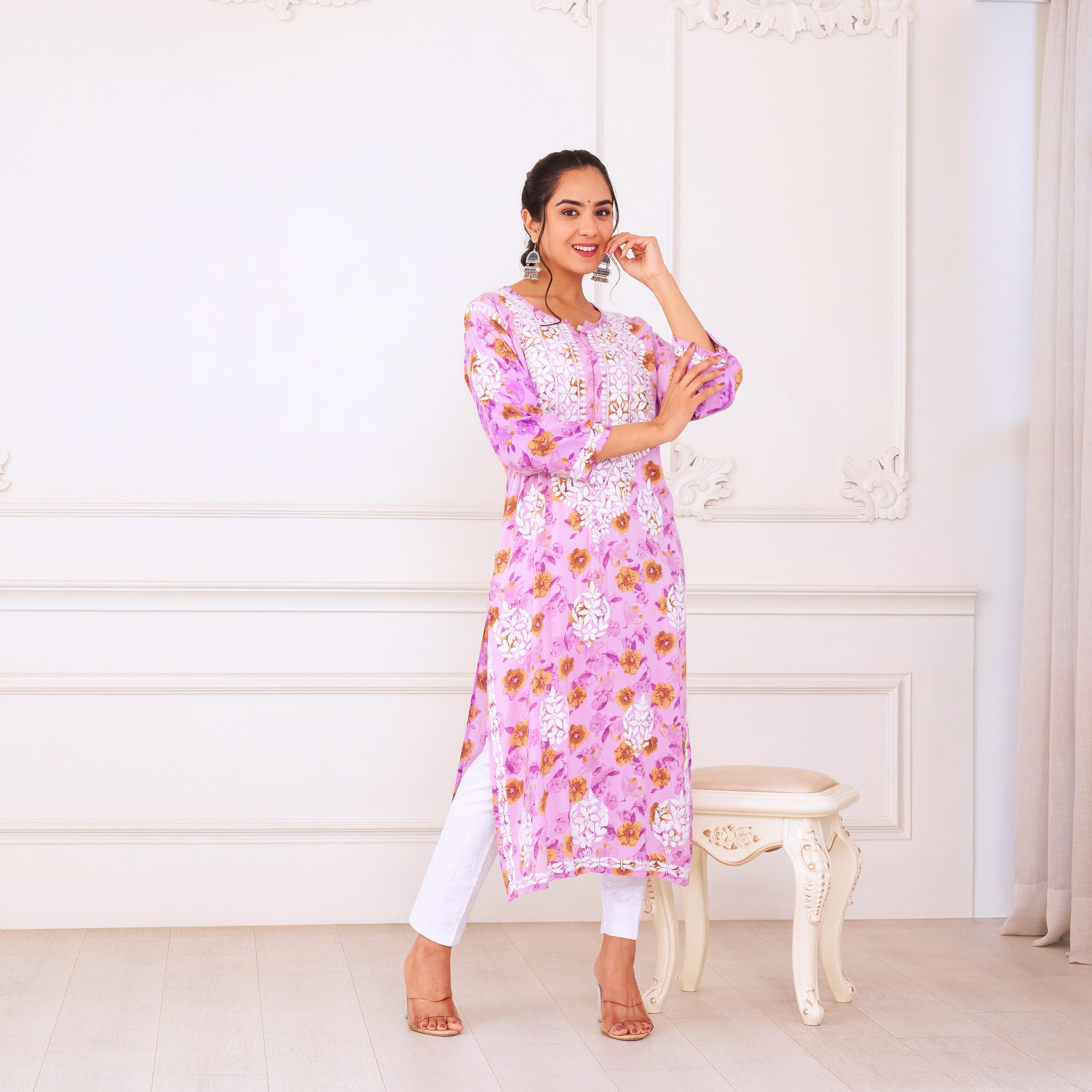 Elegant Lilac Chikankari Kurta Set