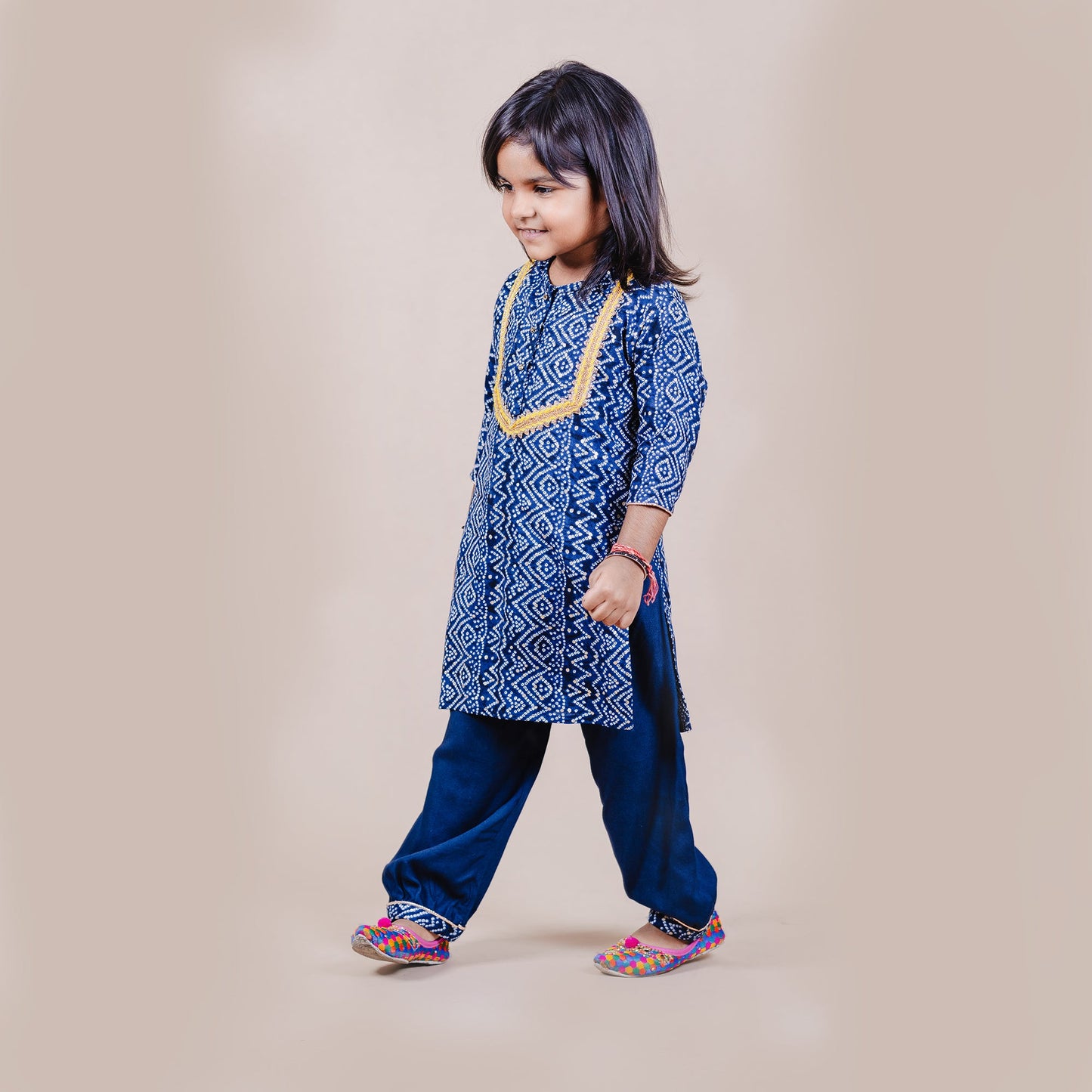 Exquisite Bandhej Rayon Kurta with Gotta Detailing Paired with Harem Pants Set