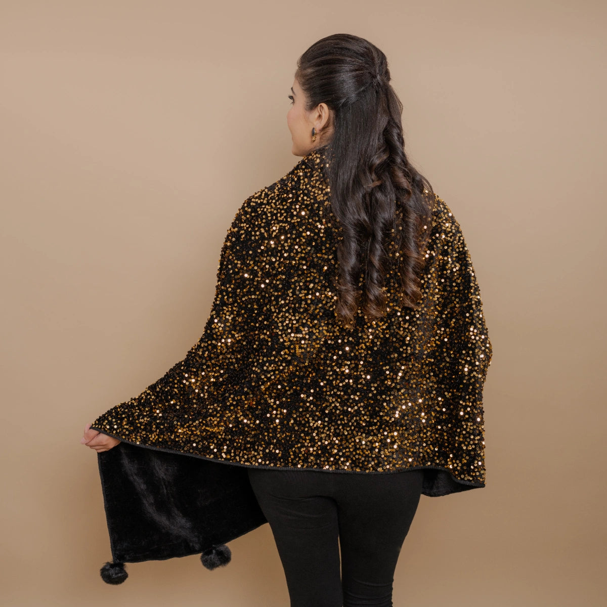 Sequins Strole With Fur Velvet Lining