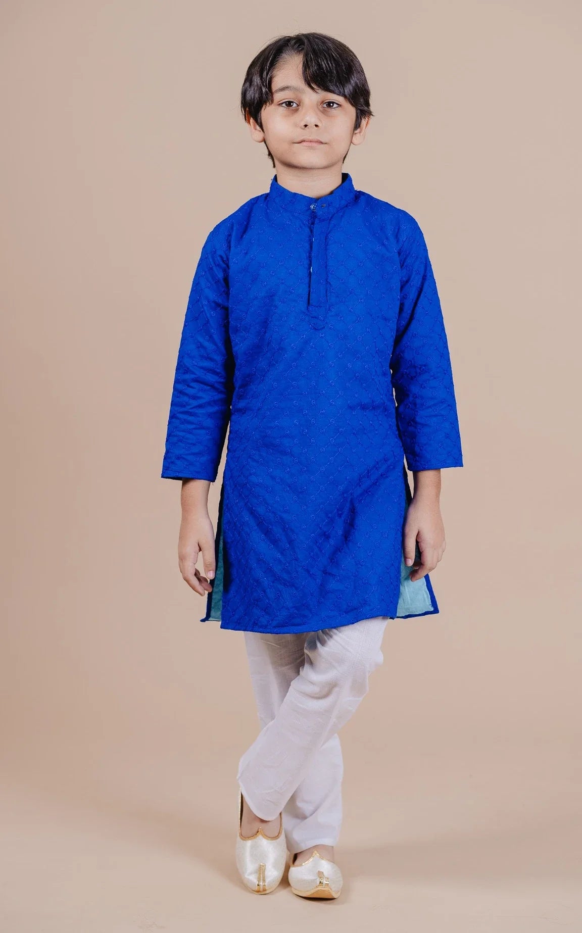 CHIKANKARI KURTA PYJAMA SET