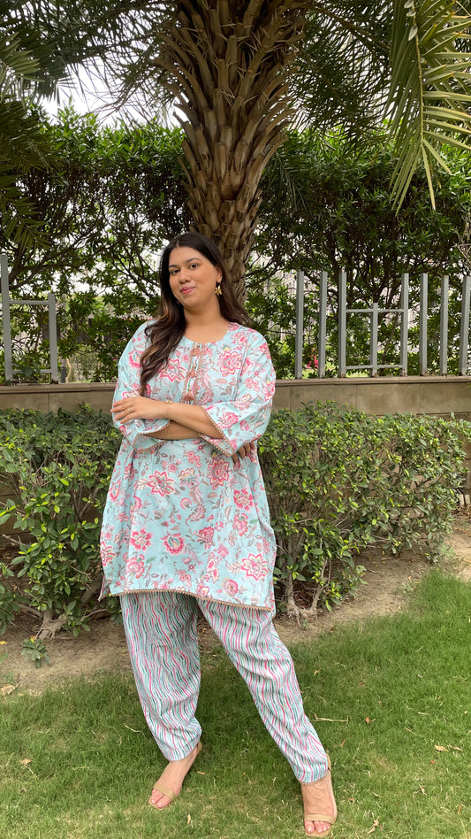 Myra Turquoise Cotton Linen Kurta Set – Bell Sleeves, Breezy & Elegant