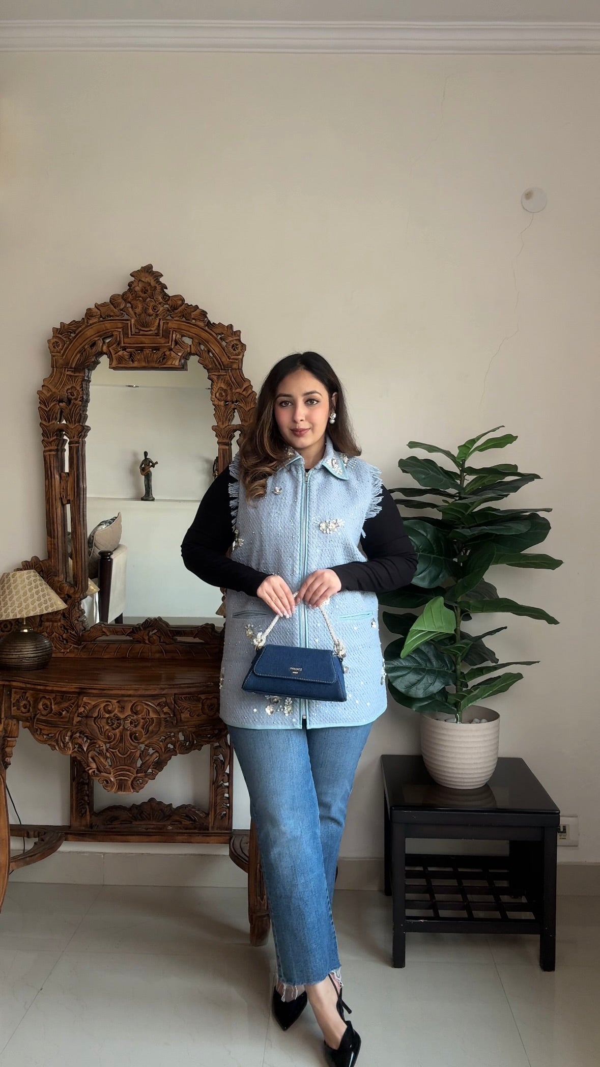 Embellished Tweed Sleeveless Coat – Premium Winter Layer