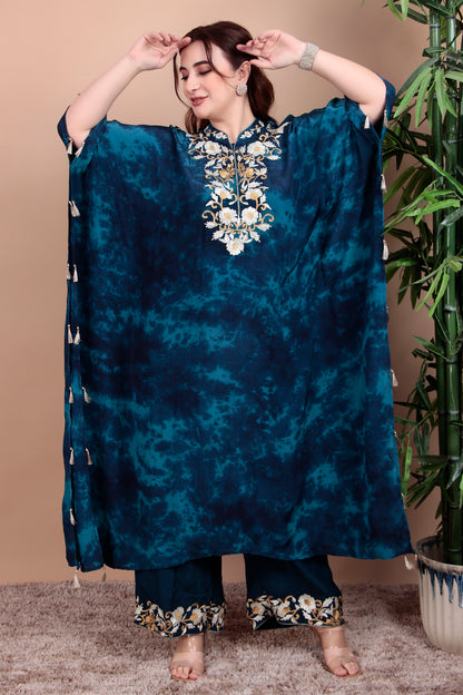 Velvet Thread Work Kaftan Set