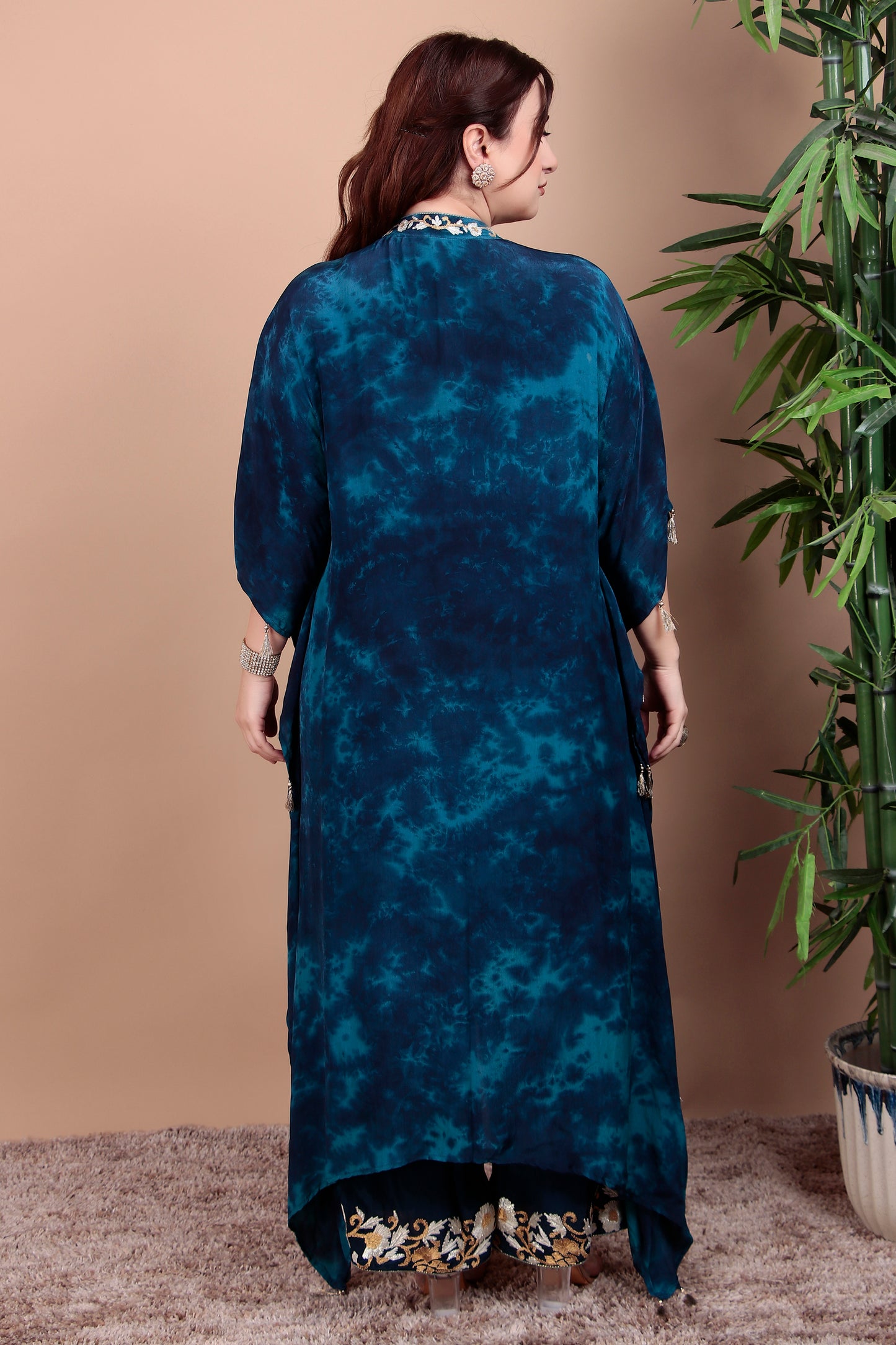 Velvet Thread Work Kaftan Set